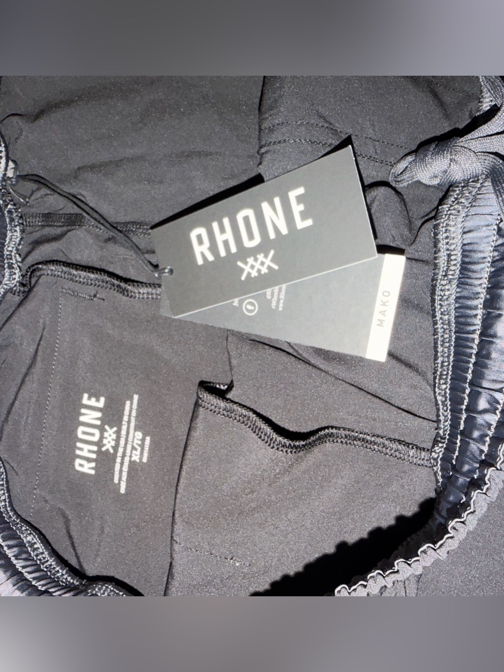 RHONE Mens 9” Mako Black Athletic Shorts Size XL - Picture 4 of 6